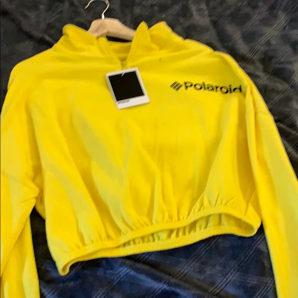 Polaroid yellow sweater